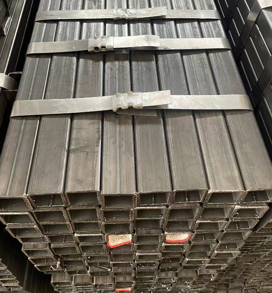 红桥工业用梯子 镀锌管焊接梯子 铁梯子方管梯